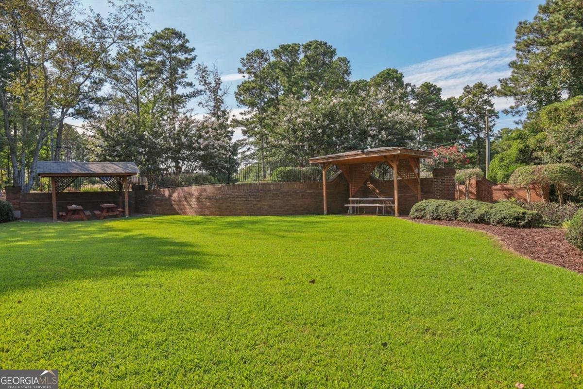 9110 Twelvestones Drive Roswell - 40