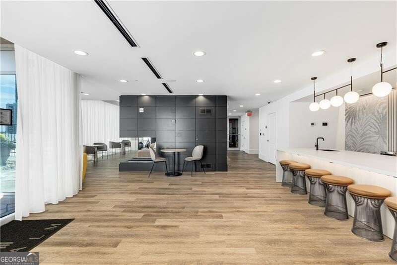 3324 Peachtree Road Atlanta - 1