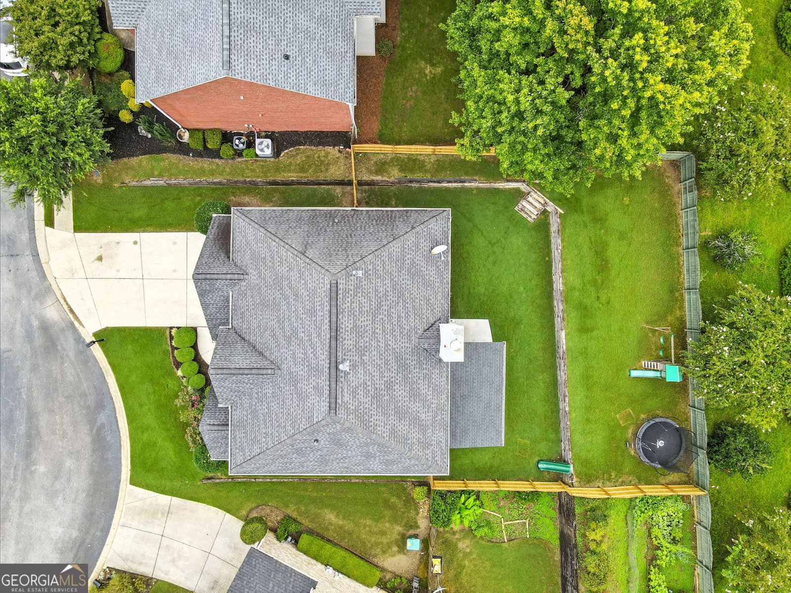 4833 Edinburgh Drive Smyrna - 28