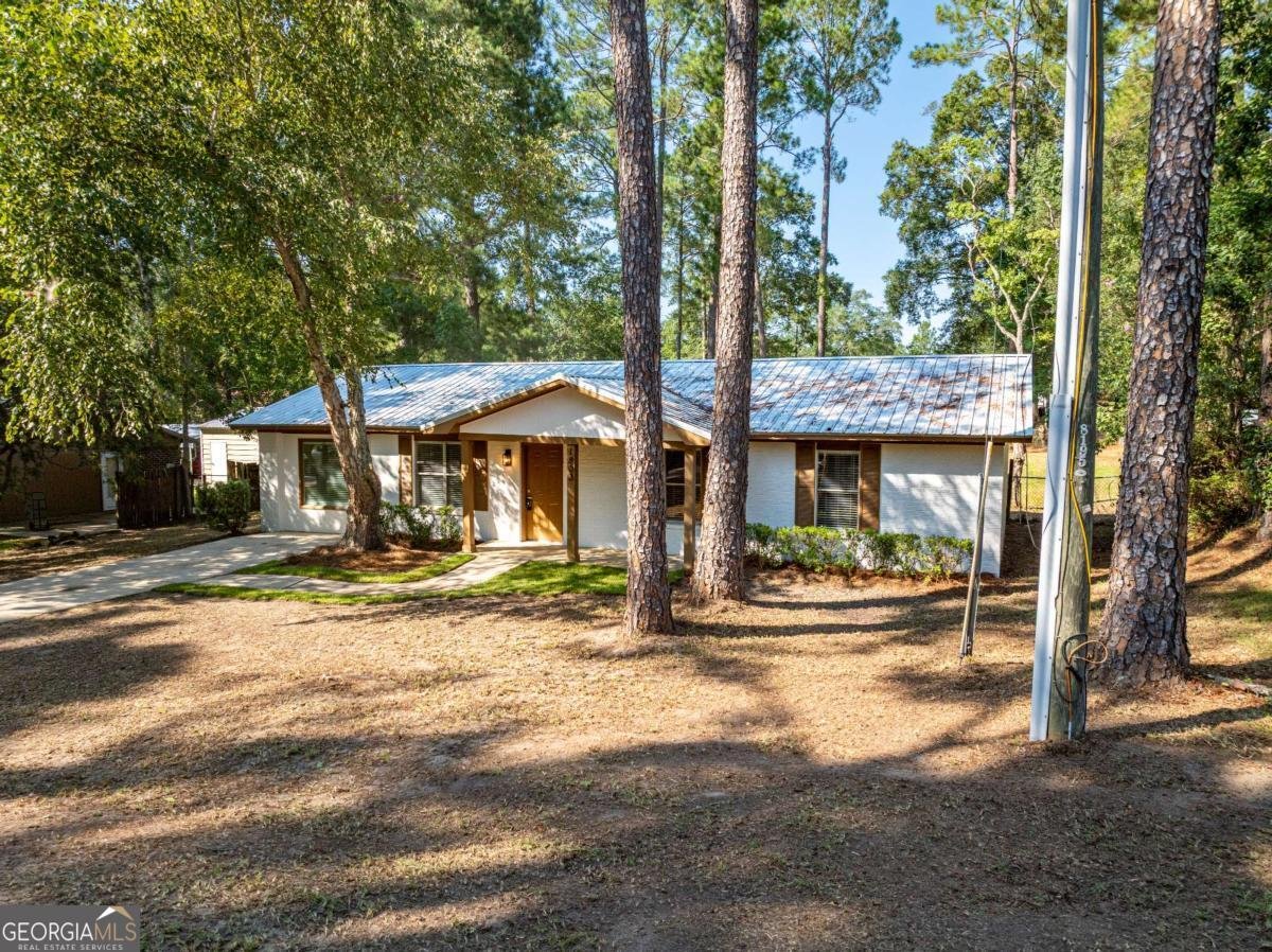 1803 Dallas Drive Tifton - 4