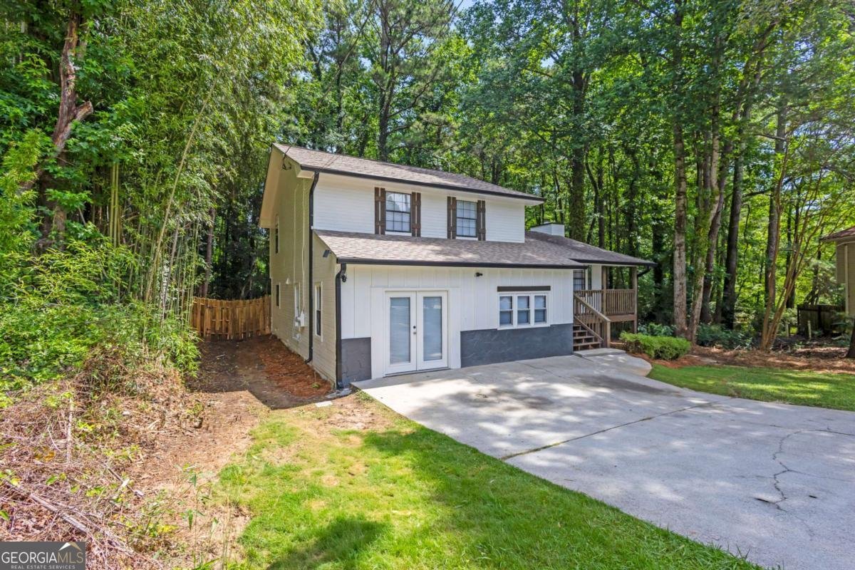 630 Pennylake Court Stone Mountain - 3