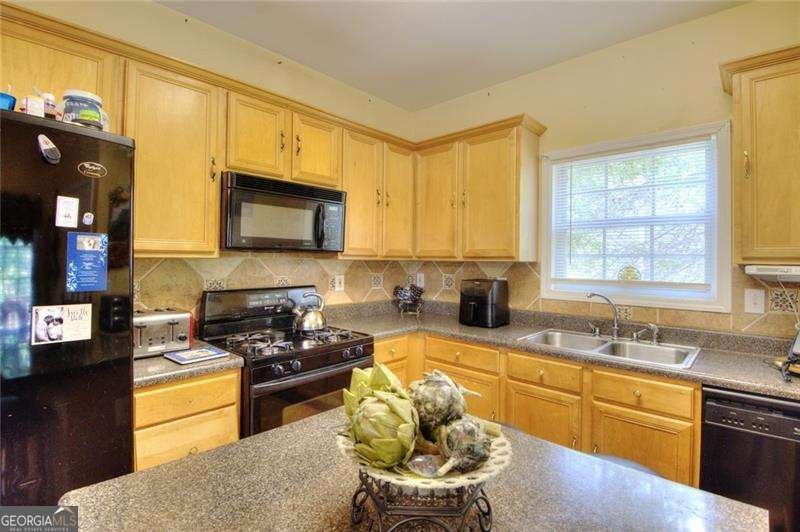 392 Leggett Oaks Lane Lawrenceville - 13