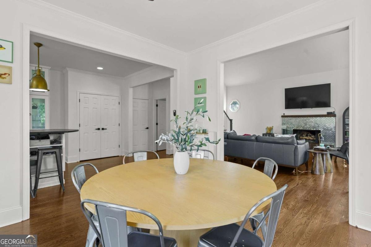 455 Majestic Cove Milton - 22