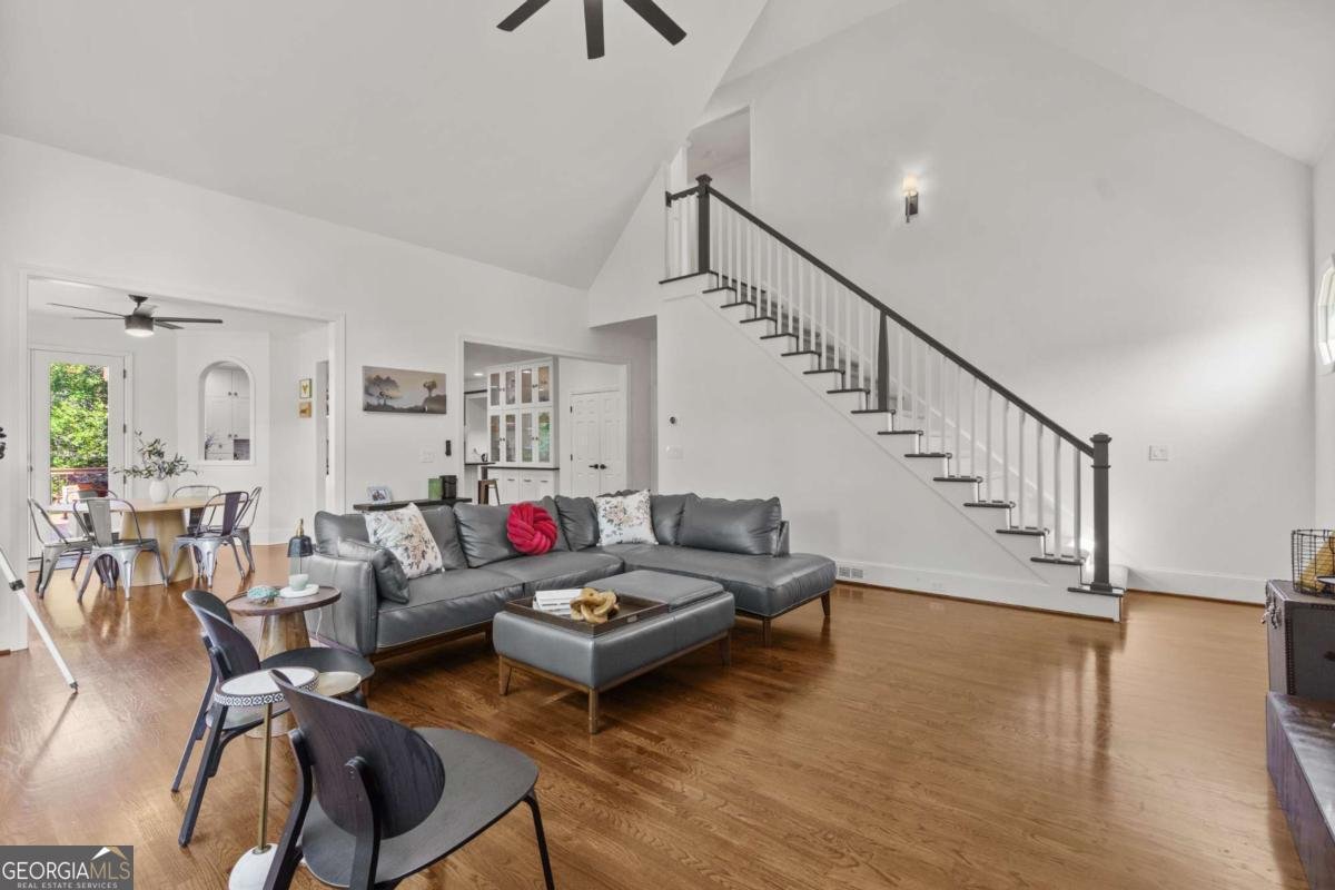 455 Majestic Cove Milton - 25