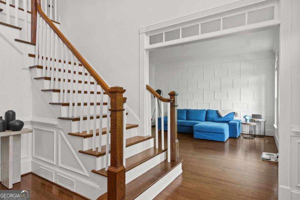 455 Majestic Cove Milton - 6