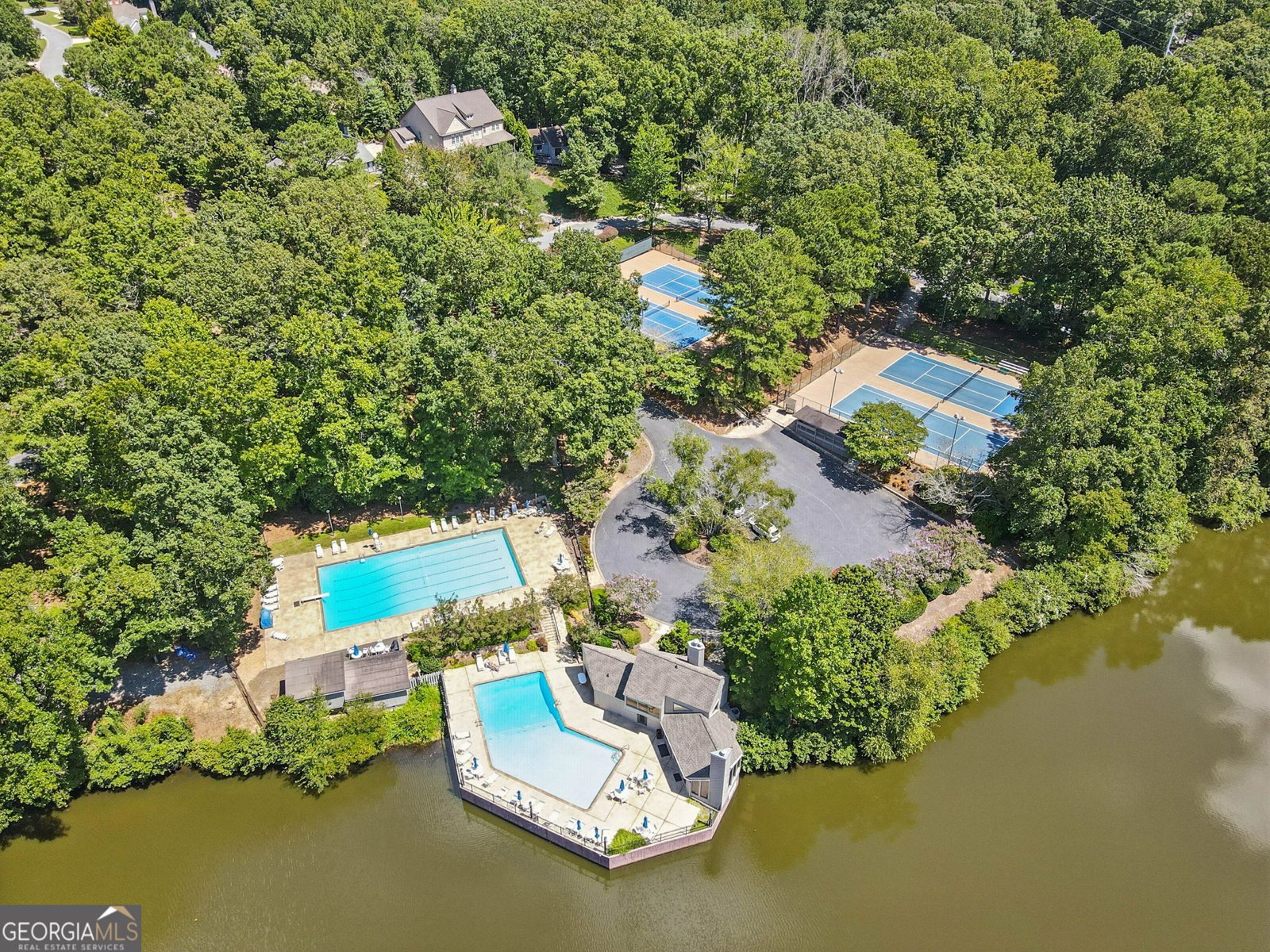 4220 Burns Heritage Trail Roswell - 42