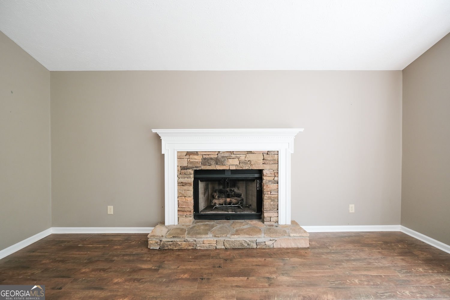 151 Springwater Trace Woodstock - 3