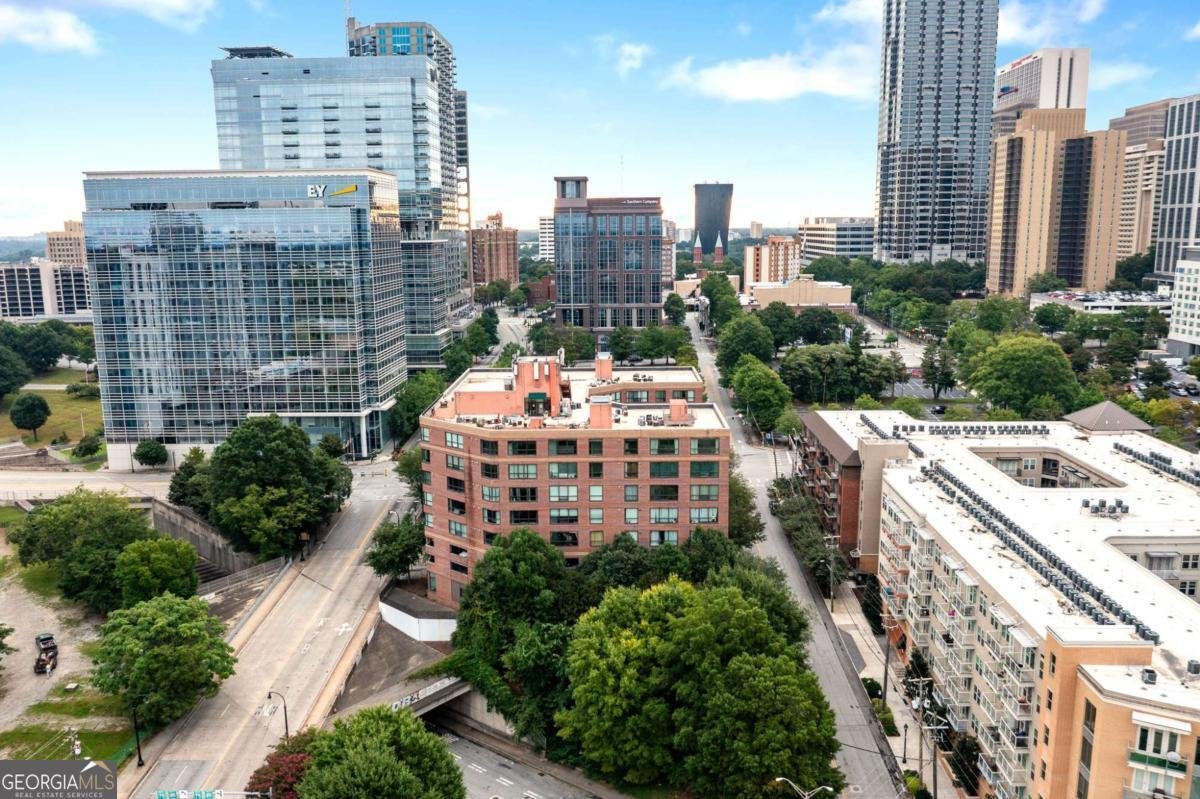 115 Peachtree Place Atlanta - 1
