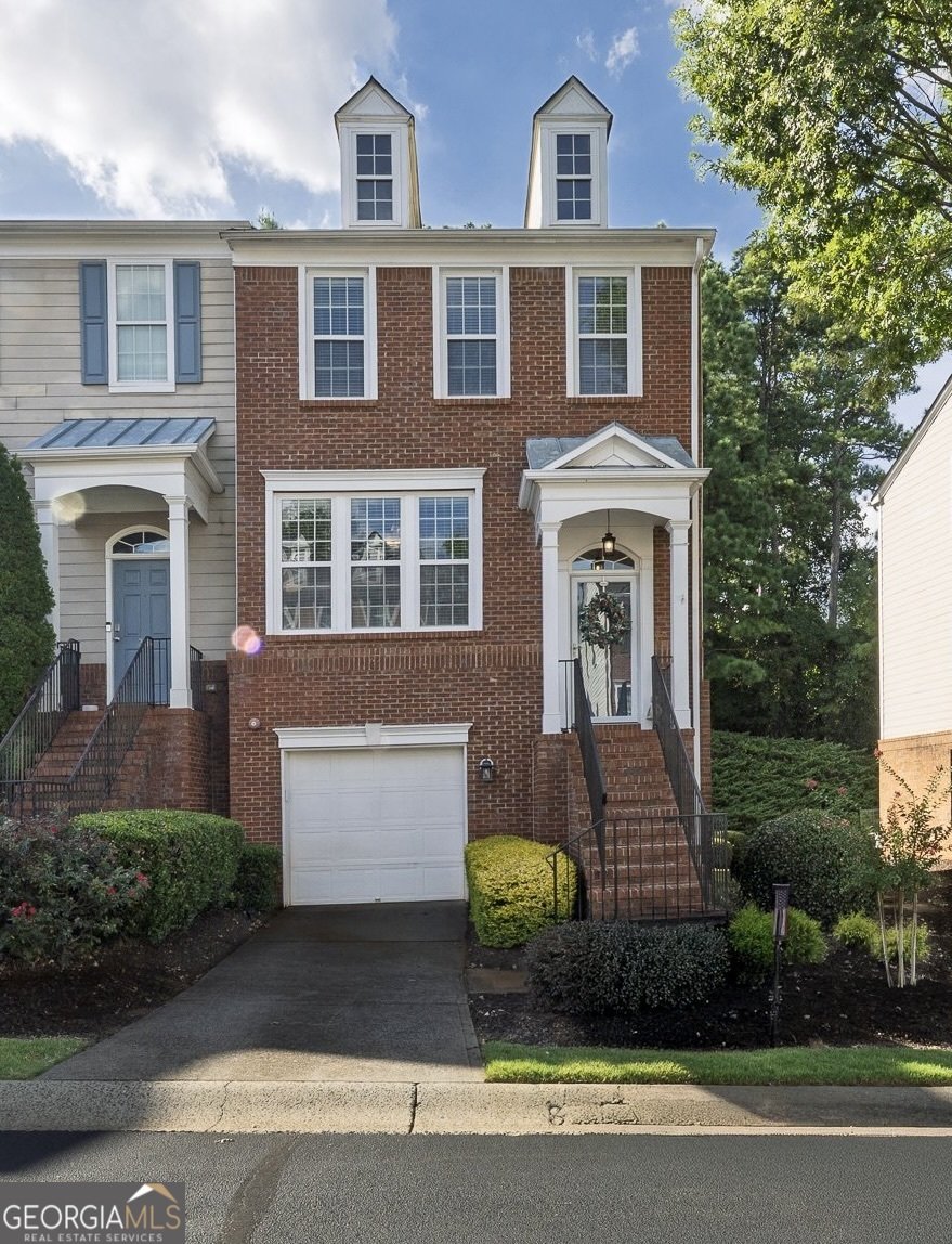 216 Balaban Circle Woodstock - 1