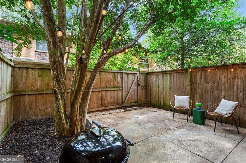 100 Biscayne Drive Atlanta - 26