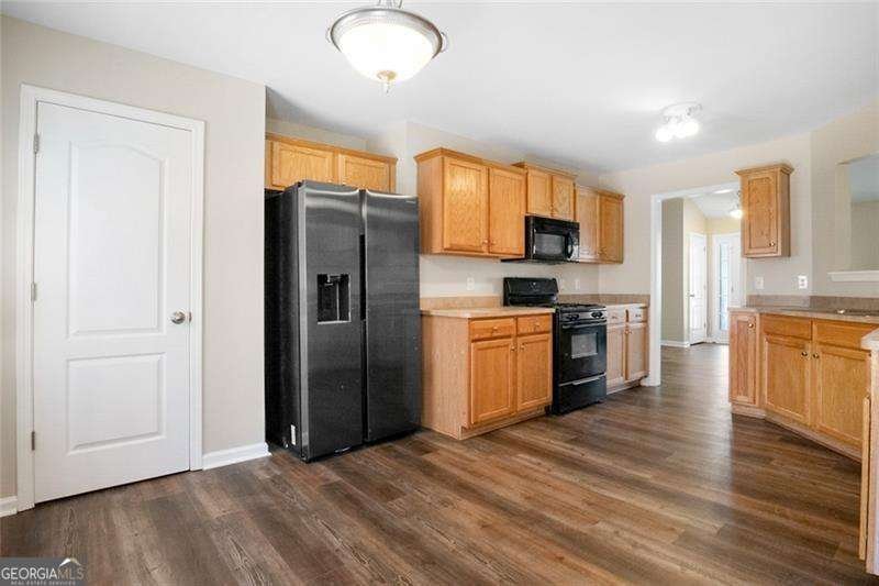 493 Kyles Circle Hiram - 12