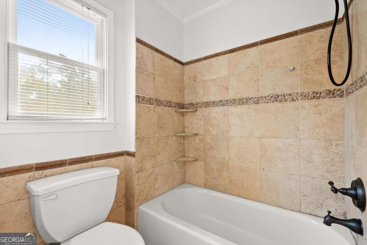 2524 Dunhaven Glen Snellville - 25