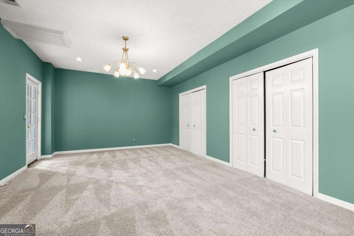 2524 Dunhaven Glen Snellville - 43