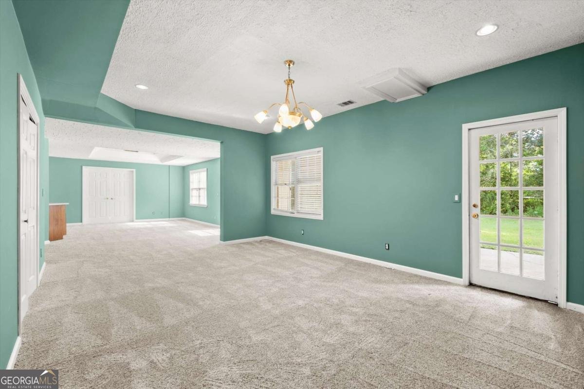 2524 Dunhaven Glen Snellville - 44