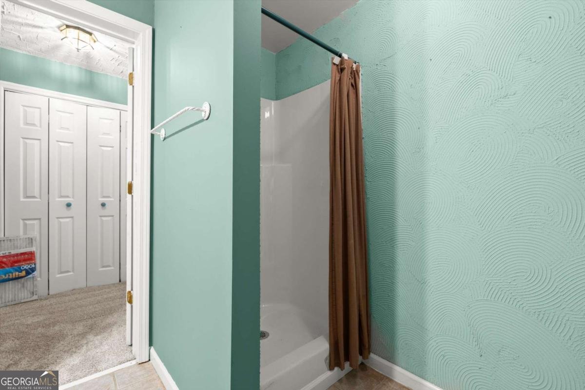 2524 Dunhaven Glen Snellville - 46