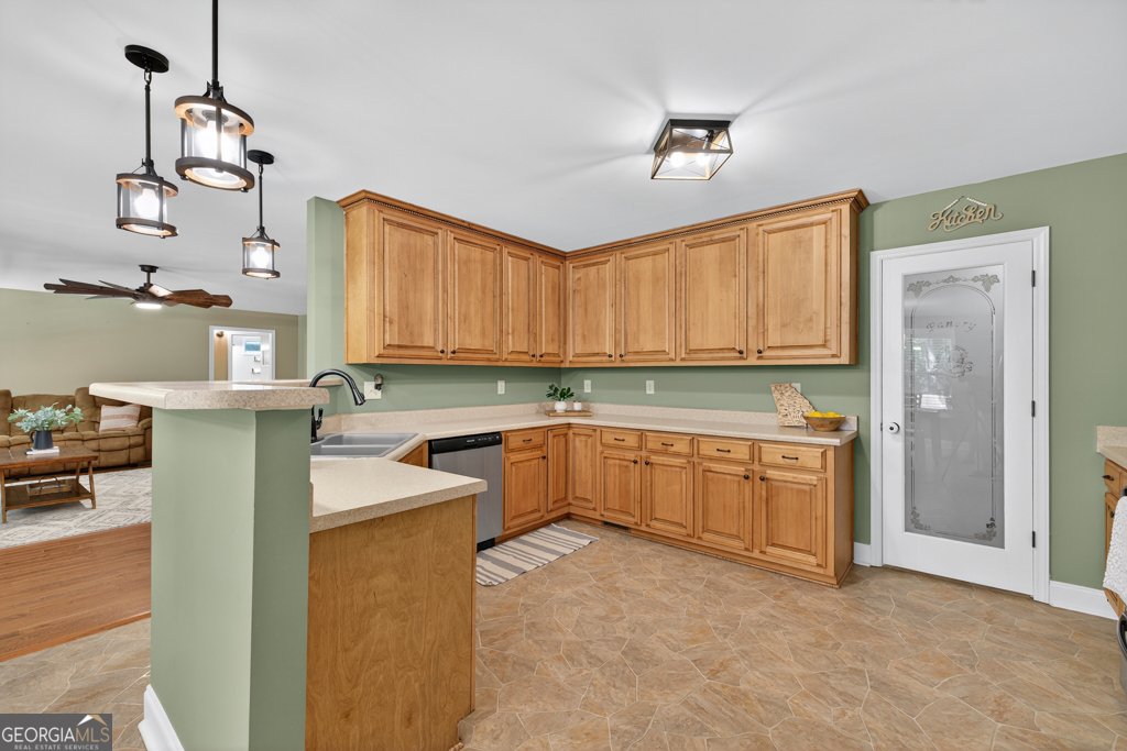 8238 Jackson Trail Road Hoschton - 11