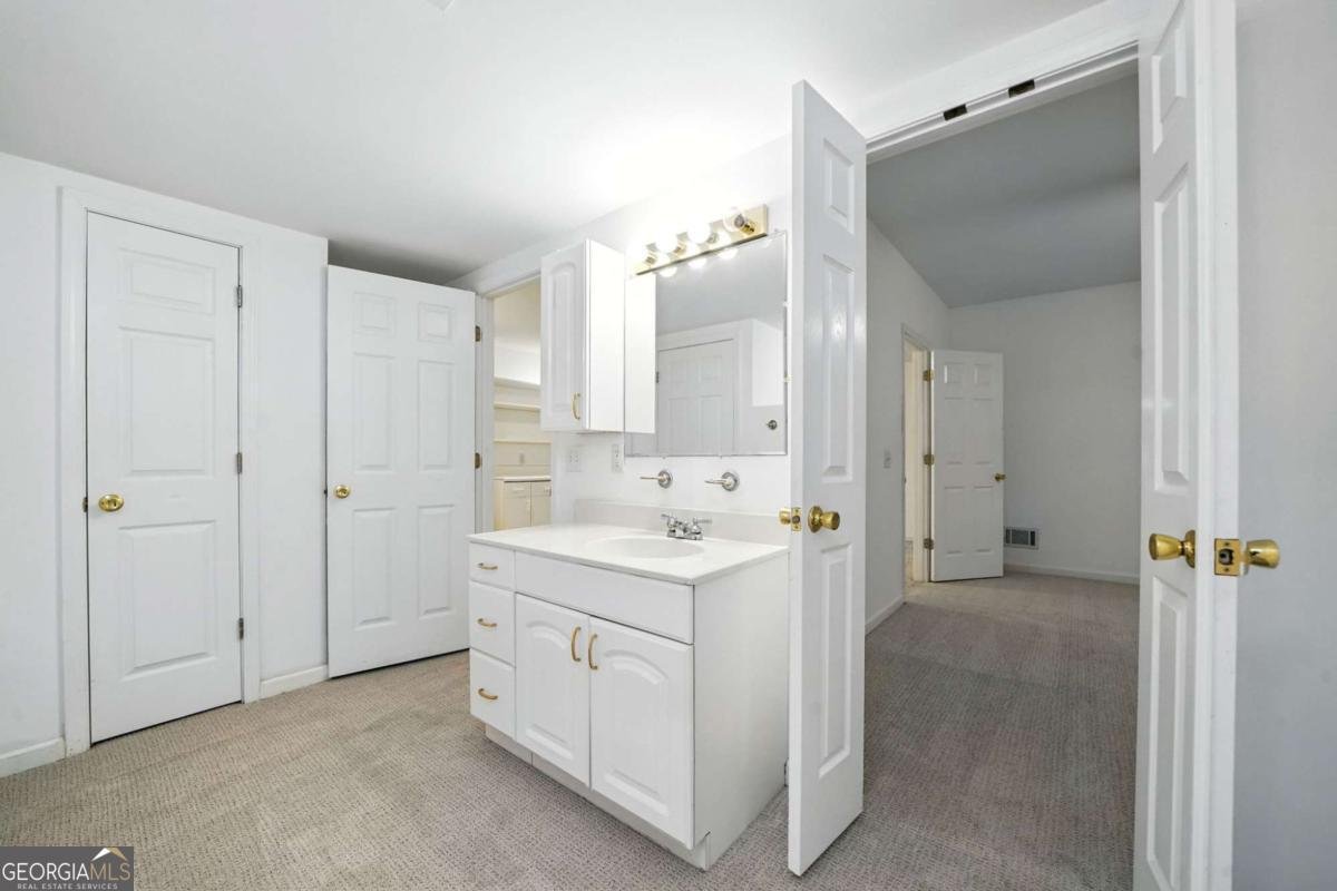 2706 Hampton Trail Woodstock - 47