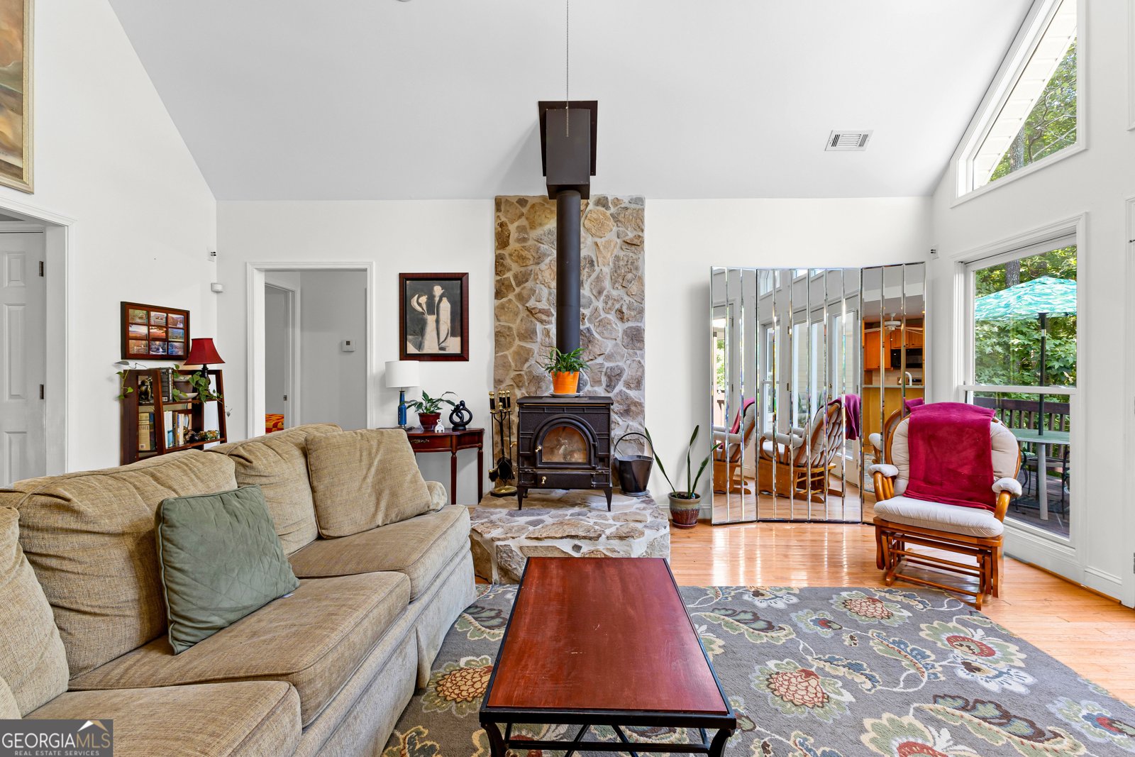 311 Hillview Road Hampton - 14