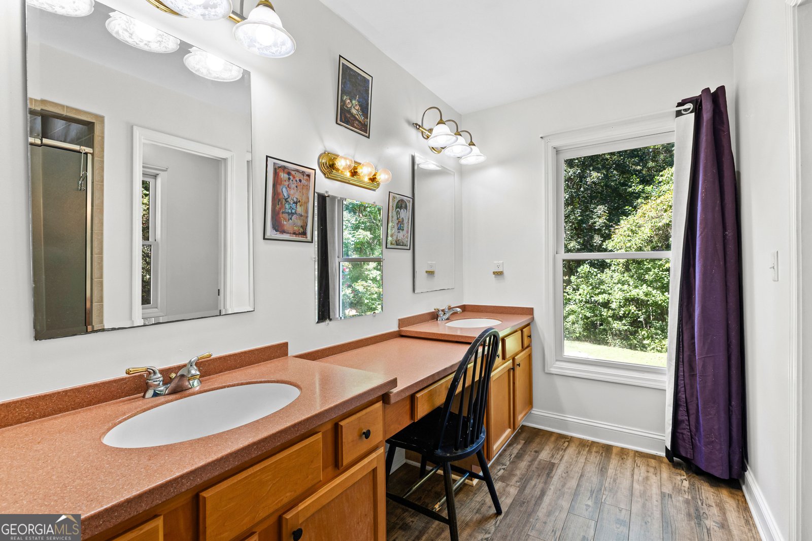 311 Hillview Road Hampton - 28