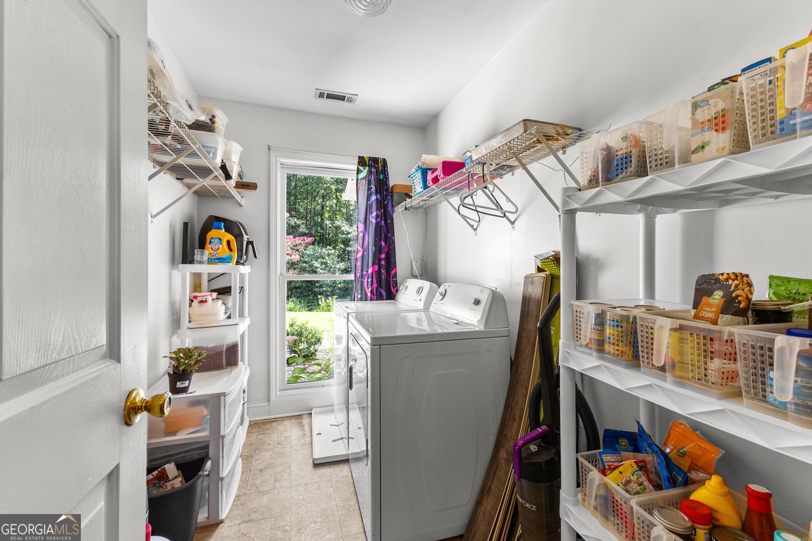 311 Hillview Road Hampton - 35
