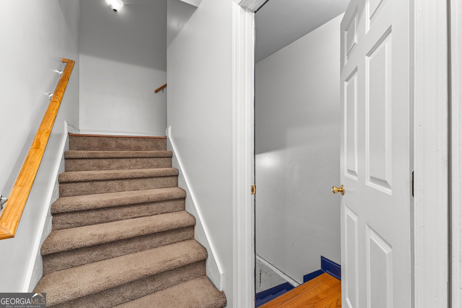 311 Hillview Road Hampton - 45