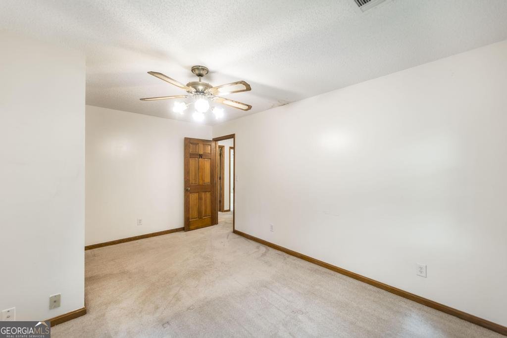 1404 Beaver Oaks Drive Macon - 33