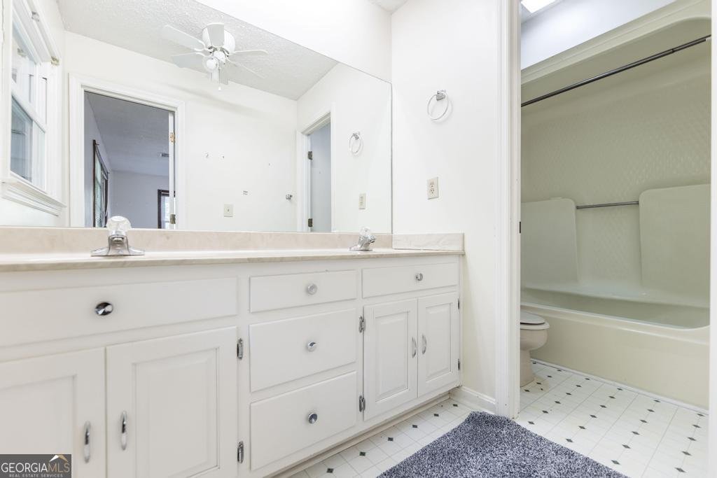 1404 Beaver Oaks Drive Macon - 38