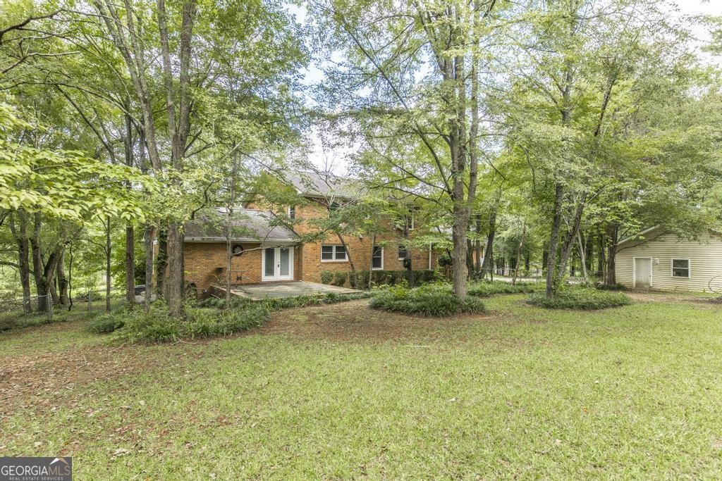 1404 Beaver Oaks Drive Macon - 43