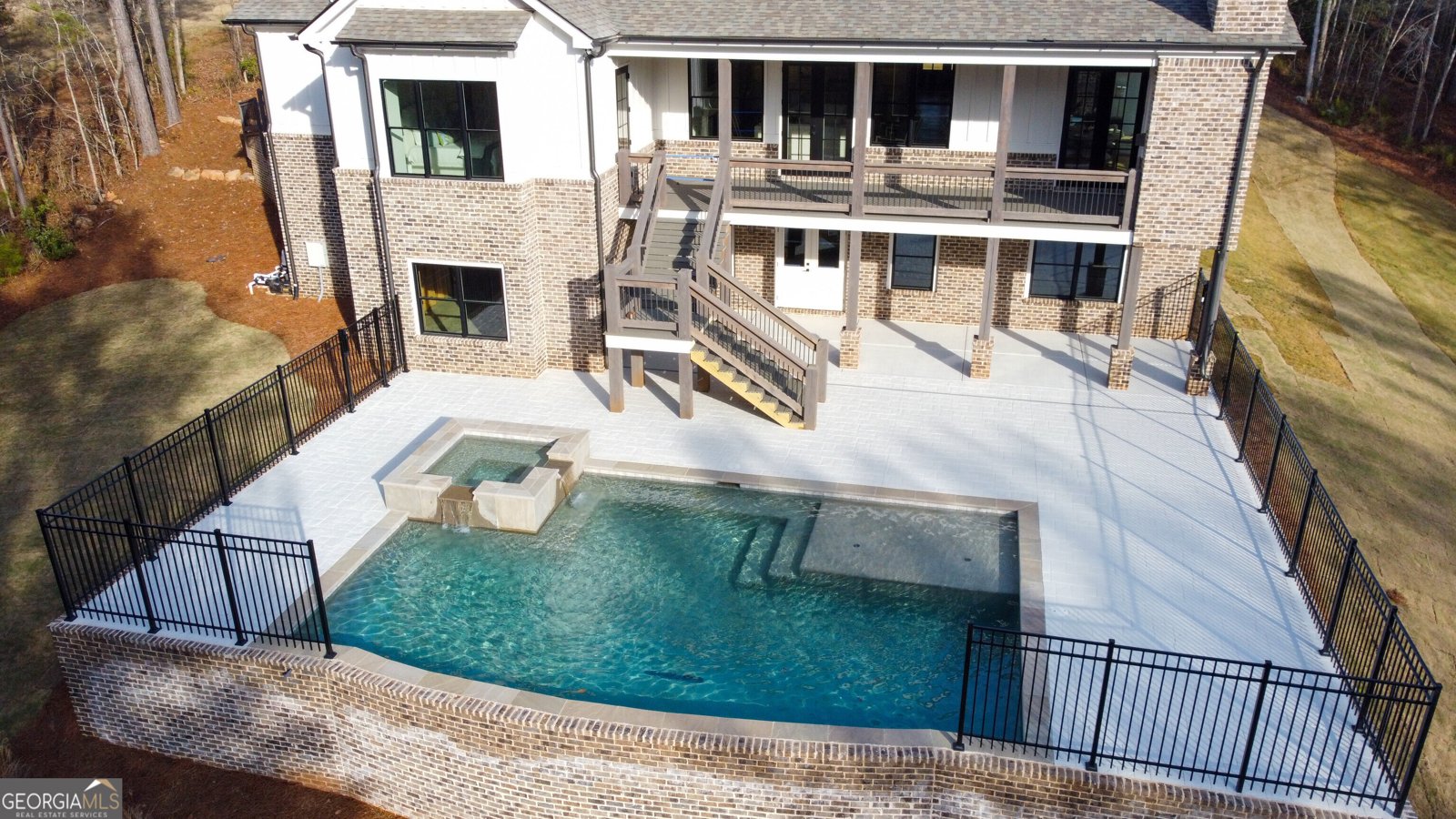 615 Forest Pointe Drive Forsyth - 33