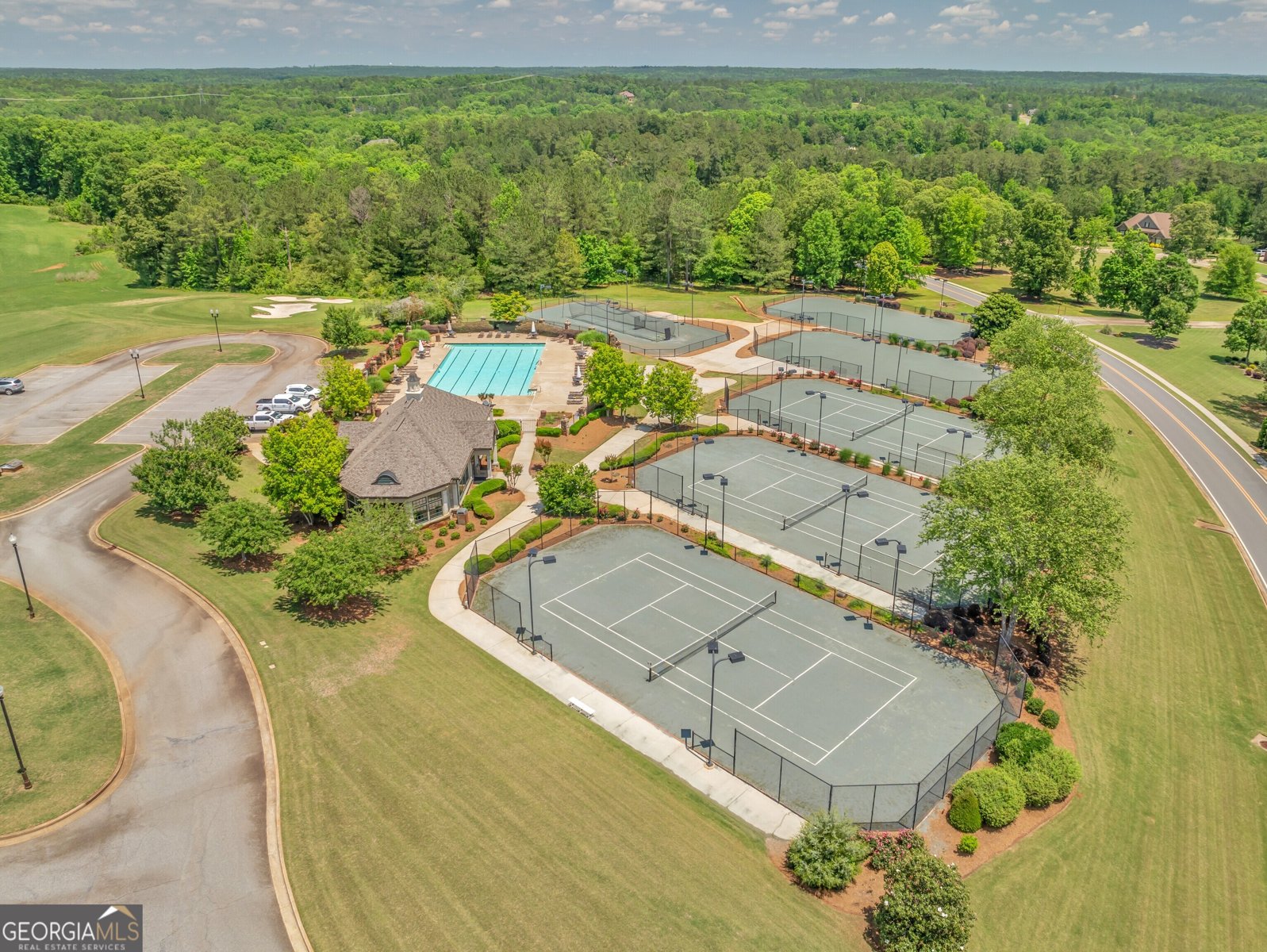 615 Forest Pointe Drive Forsyth - 40