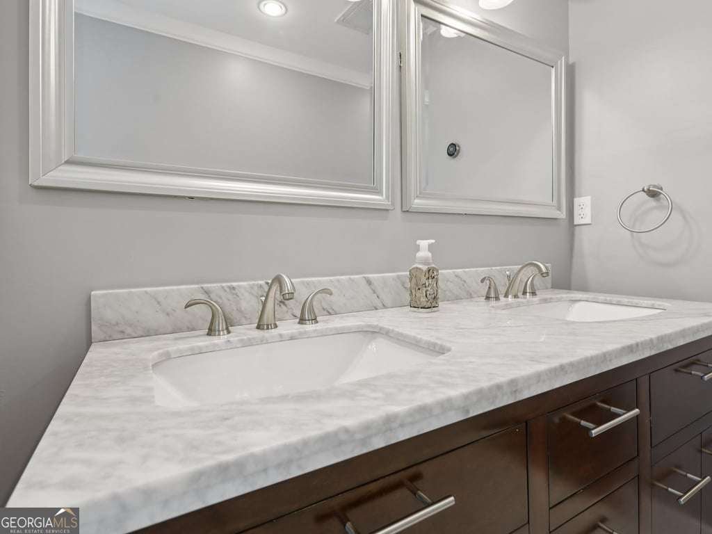 3410 Glenwood Road Decatur - 24