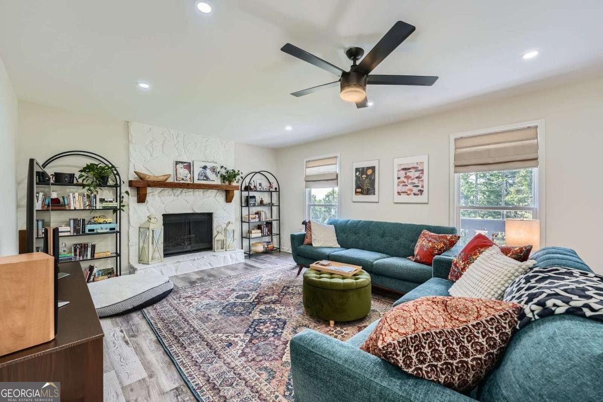 127 Riverlake Drive Woodstock - 13