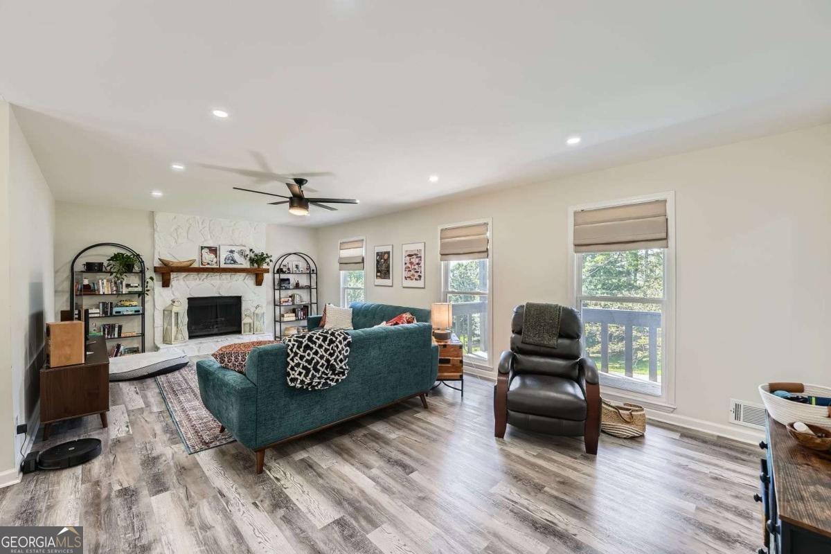 127 Riverlake Drive Woodstock - 16