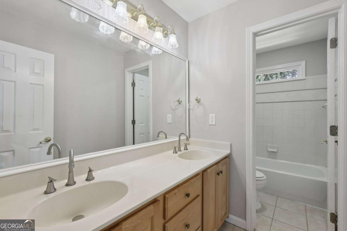 366 Regal Pines Court Suwanee - 24