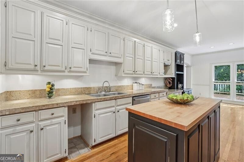 7155 Roswell Road Atlanta - 10