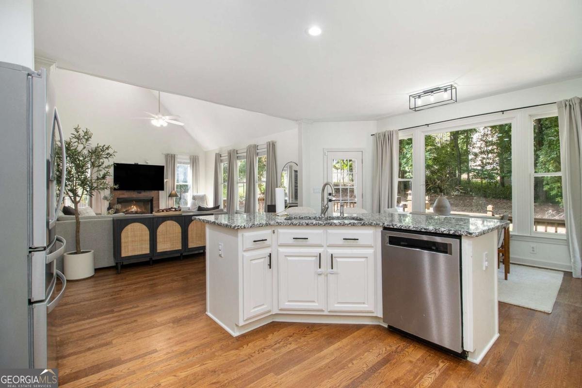 610 Rain Willow Lane Johns Creek - 13
