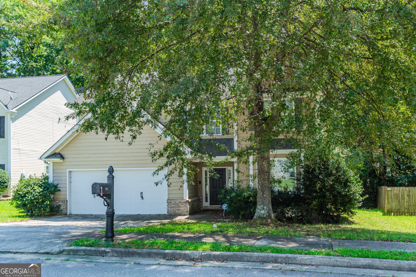 922 Lakeside Court Loganville - 2