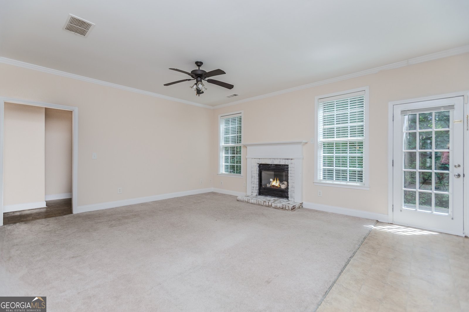 922 Lakeside Court Loganville - 3