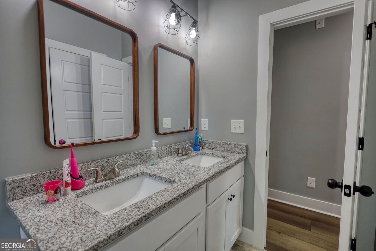 1250 Godfrey Road Madison - 33