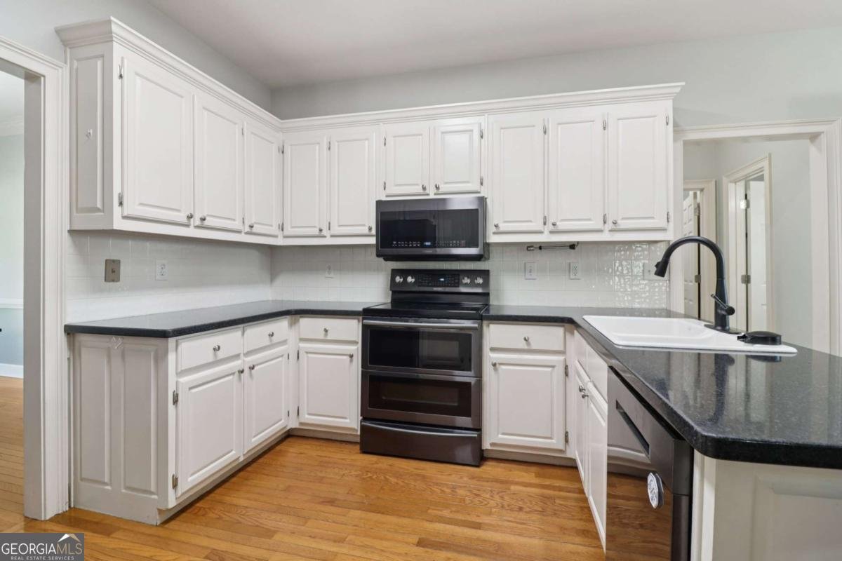 2130 Weatherstone Circle Conyers - 1
