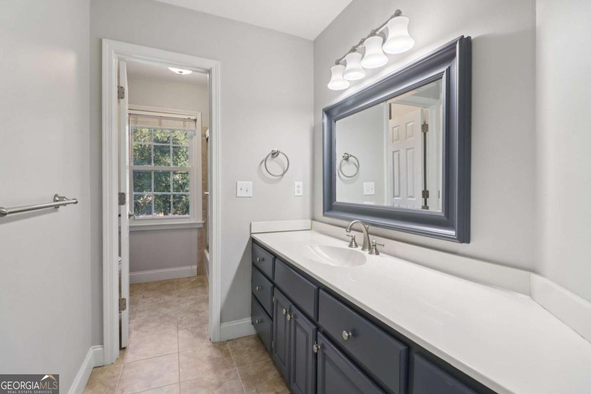 2130 Weatherstone Circle Conyers - 12