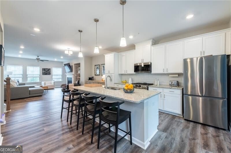310 Commons Avenue Woodstock - 11