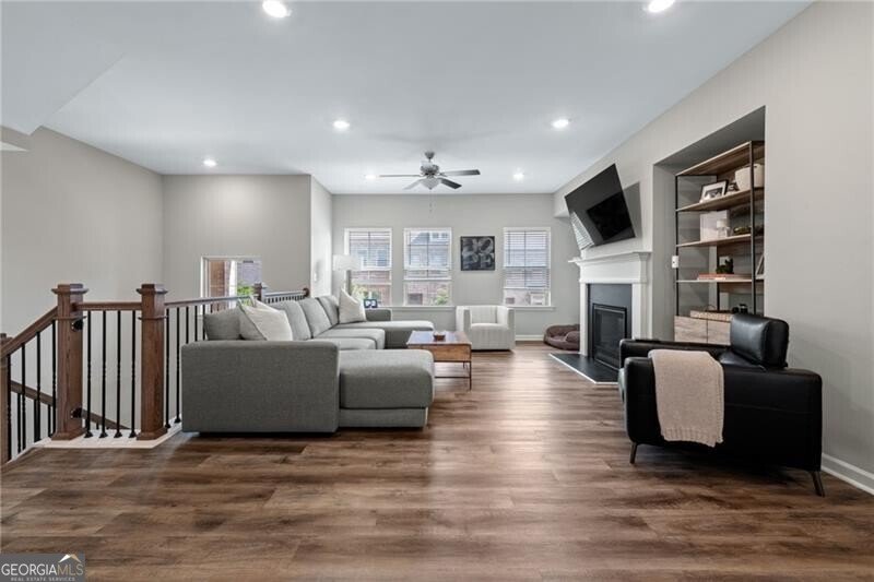 310 Commons Avenue Woodstock - 4