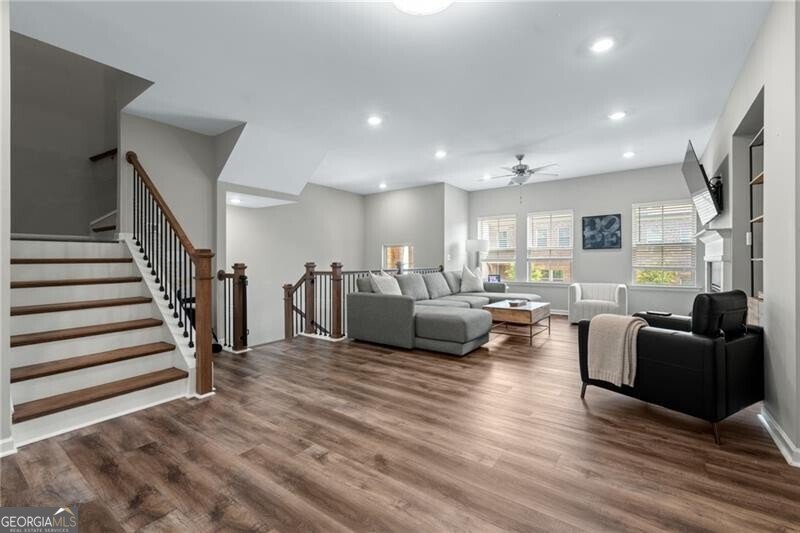310 Commons Avenue Woodstock - 7