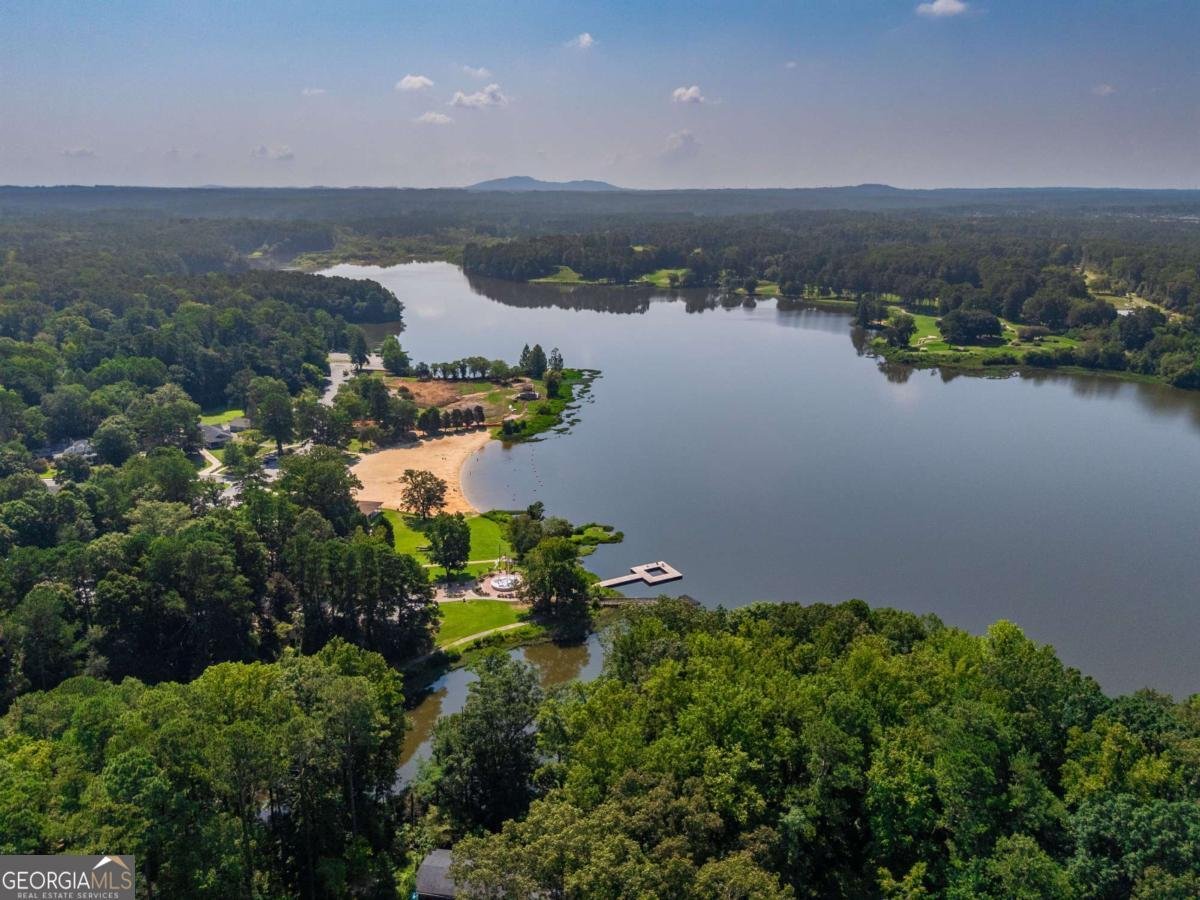 4559 Collins Avenue Acworth - 2