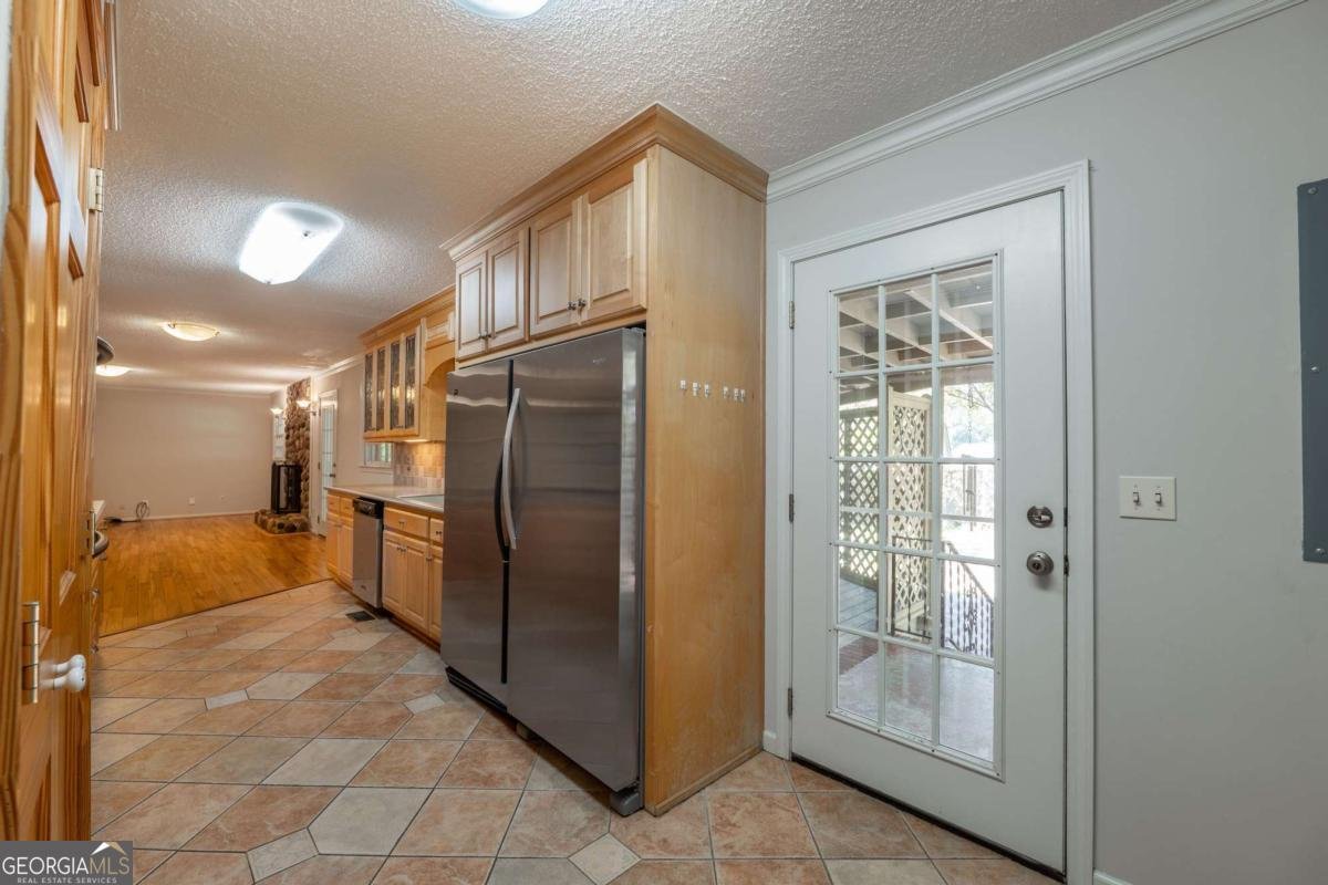 4559 Collins Avenue Acworth - 24