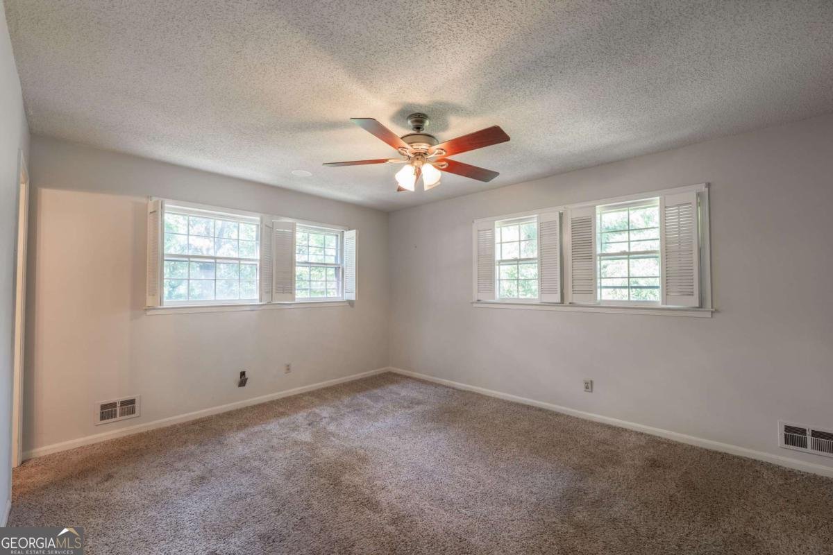 4559 Collins Avenue Acworth - 30