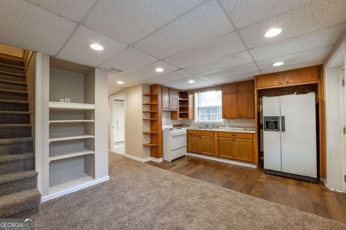 4559 Collins Avenue Acworth - 35