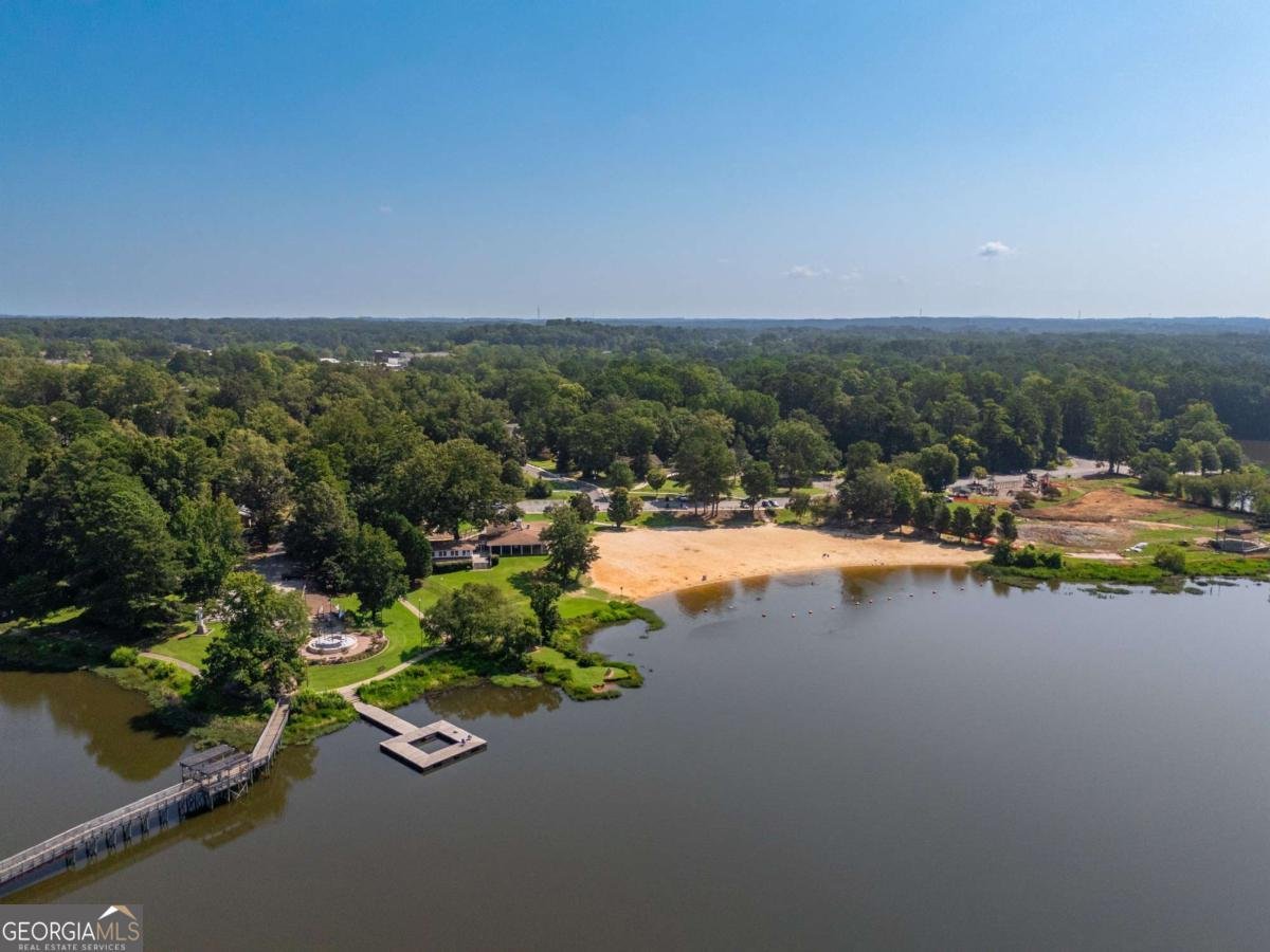 4559 Collins Avenue Acworth - 4