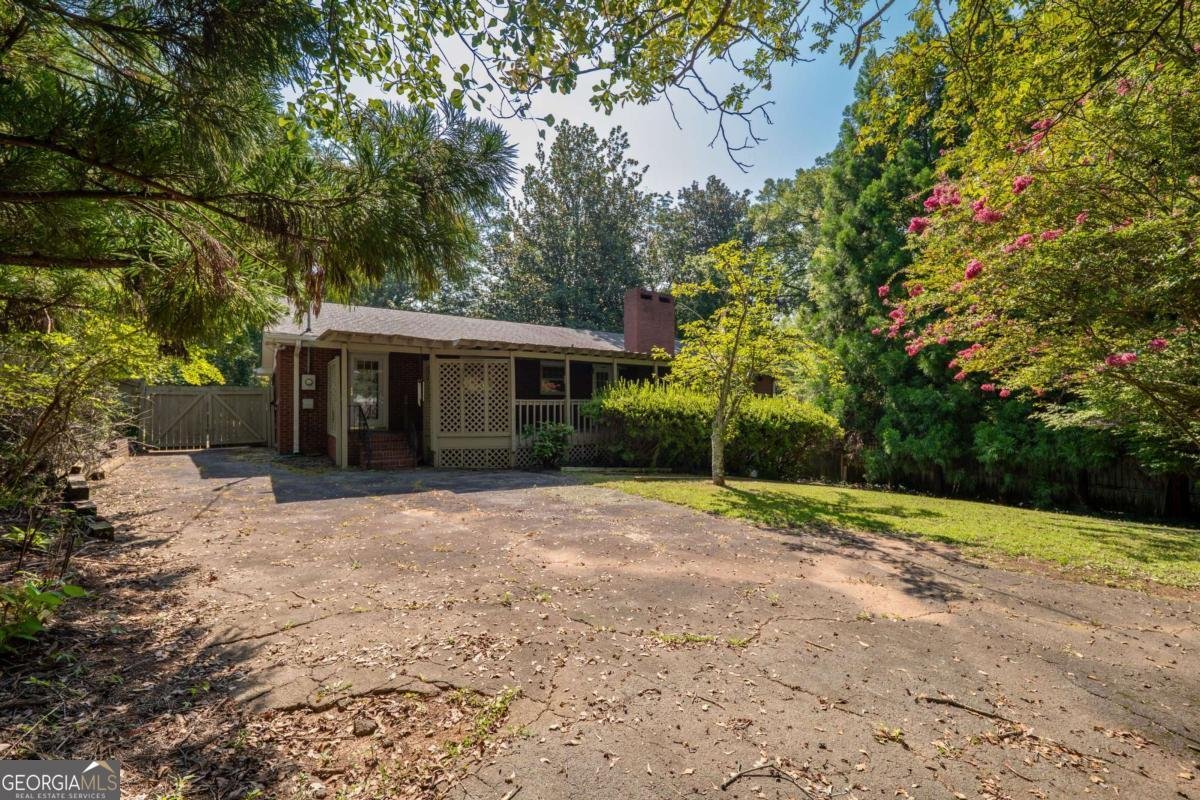 4559 Collins Avenue Acworth - 49
